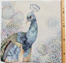 画像2: 「移動中」はぎれ45×45：クジャク (2)