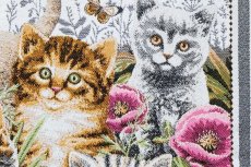 画像6: 「移動中」45×45 草花の中の子猫たち (6)