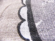 画像7: 「J即納」廃盤はぎれ45×100：モニカ（ベージュ麻地ベースグレイ） (7)