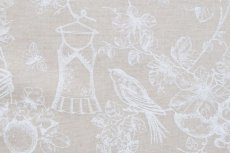 画像15: 「J即納/F在庫」廃盤はぎれ70×50：草木と小鳥とワンピース（麻色ベース白） (15)