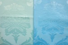 色比較：左50ヴェールドグリーン、右62ターコイズ