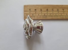 画像2: 「J即納」取っ手：バラ（軽量プラスティック製、直径3.5cm、シルバー・白） (2)