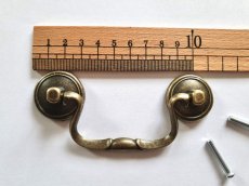 画像2: 「J即納」取っ手：エレニーク11.5cm（アンティークゴールド） (2)