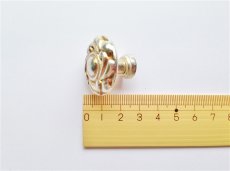 画像4: 「J即納/F在庫」取っ手：ソレイユ・ボタン（直径3.2cm、アンティークシルバー） (4)