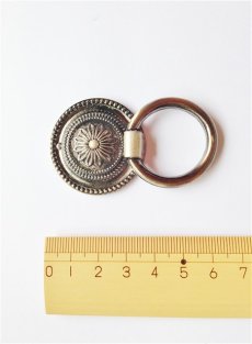 画像3: 「F在庫」取っ手：紋章・ルイ16世（直径3.8cm、アンティークゴールド） (3)