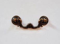 画像1: 「J即納」取っ手：コキヤージュ12.5cm(アンティークゴールド) (1)