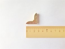 画像3: 「F在庫」角金具ゴールド2.5cm×2.5cm 4個セット (3)