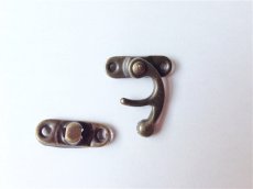画像2: 「移動中」留め金具（薄板）アンティークゴールド (2)