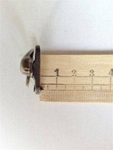 画像6: 「移動中」留め金具（薄板）アンティークゴールド (6)