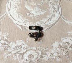 画像7: 「移動中」留め金具（薄板）アンティークゴールド (7)