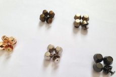 画像4: 「移動中/F在庫」台形底鋲4個セット5色（7-12mm) (4)