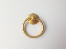 画像1: 「J即納」取っ手：リング【大】（直径4.5cm、ゴールド） (1)