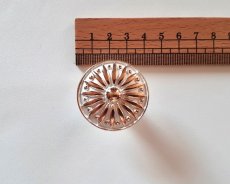 画像2: 「J即納/F在庫」取っ手：フロレゾン(ボタン、ホワイト＆ゴールド) (2)