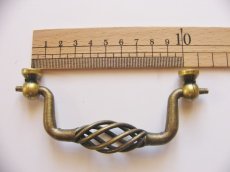 画像4: 「J即納」下がり取っ手：カージュ12cm（アンティークゴールド） (4)