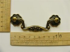 画像2: 「J即納」取っ手：ルイ15世10.5cm（アンティークゴールド） (2)