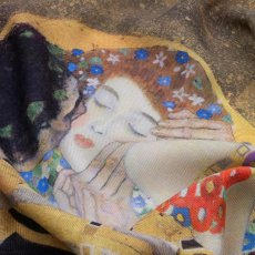 画像2: 「取寄せ」ウールシルクストール 67×180cm ：クリムト・接吻（ベージュ） (2)