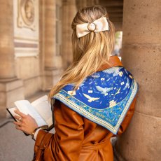 画像7: 「取寄せ」シルクスカーフ 90×90cm ：ハリー・ポッター（ホグワーツ城、マリンブルー） (7)