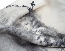 画像5: 「取寄せ」シルクスカーフ 67×67cm ：マリー・アントワネット 2色 (5)