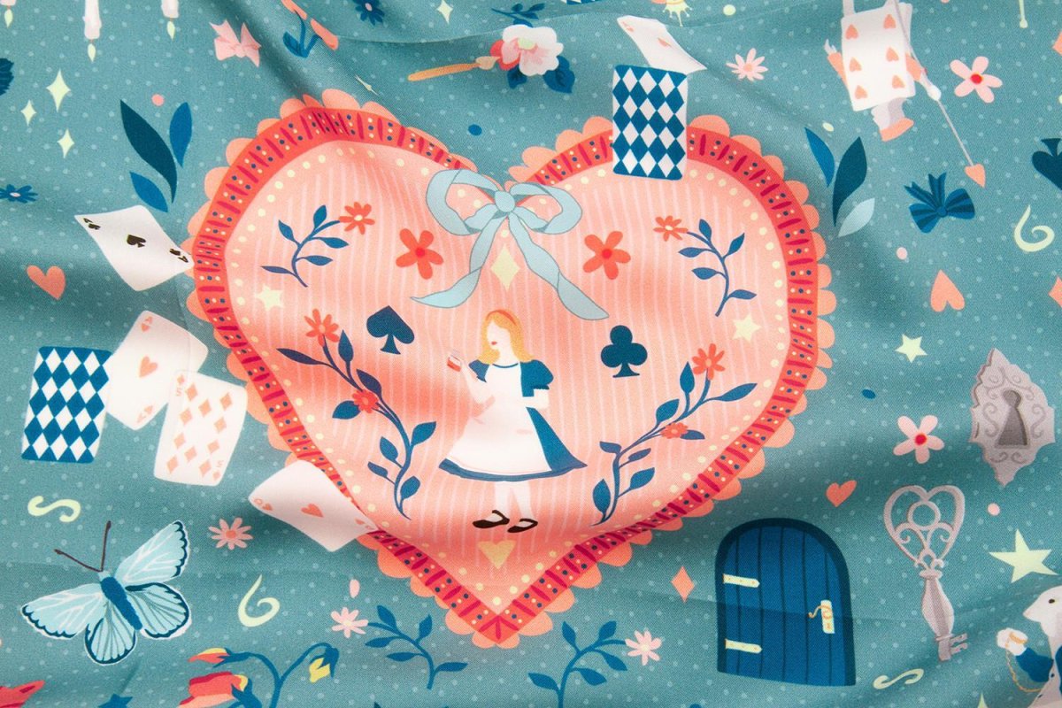 画像10: 「取寄せ」シルクスカーフ 67×67cm ：不思議の国のアリス 3色 (10)