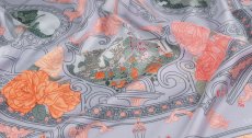 画像9: 「取寄せ」シルクスカーフ 90×90cm ：リヨン・テットドール公園のバラ園 2色 (9)