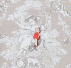 画像4: 「J即納」木製飾りボタン：赤いワンピースのブロンド少女（高さ4.5cm） (4)