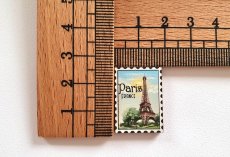 画像2: 「J即納」木製飾りボタン：パリの切手(穴なし、高さ2.3cm) (2)