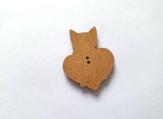 画像4: 「移動中」木製飾りボタン：子猫・ハート(グレイ・バラ立体、高さ2.9cm) (4)