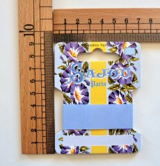 画像2: 「移動中」SAJOUリボン・糸巻き板6枚セット（刺繍風花柄） (2)
