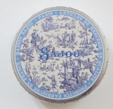 画像1: 「移動中」直径約7.5cmトワルドジュイ缶小物入れ（オフランド・ア・ラムール、ブルー） (1)