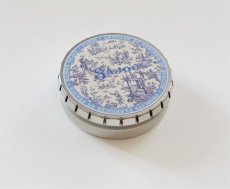 画像2: 「移動中」直径約7.5cmトワルドジュイ缶小物入れ（オフランド・ア・ラムール、ブルー） (2)