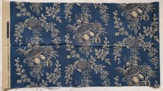 画像1: 「F在庫」廃盤はぎれ70×39：復刻版tdj豊穣のかご（ブルー）1つシミあり (1)