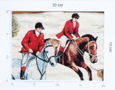 画像4: 「J即納」はぎれ70×50：ゴブラン織り　乗馬（ベージュベース赤・黒） (4)