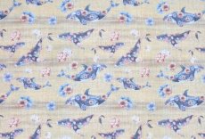 画像9: 「移動中」はぎれ50×33：イルカと花（ナチュラル） (9)
